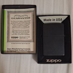NIB ZIPPO W/3 BONUS ZIPPO"S